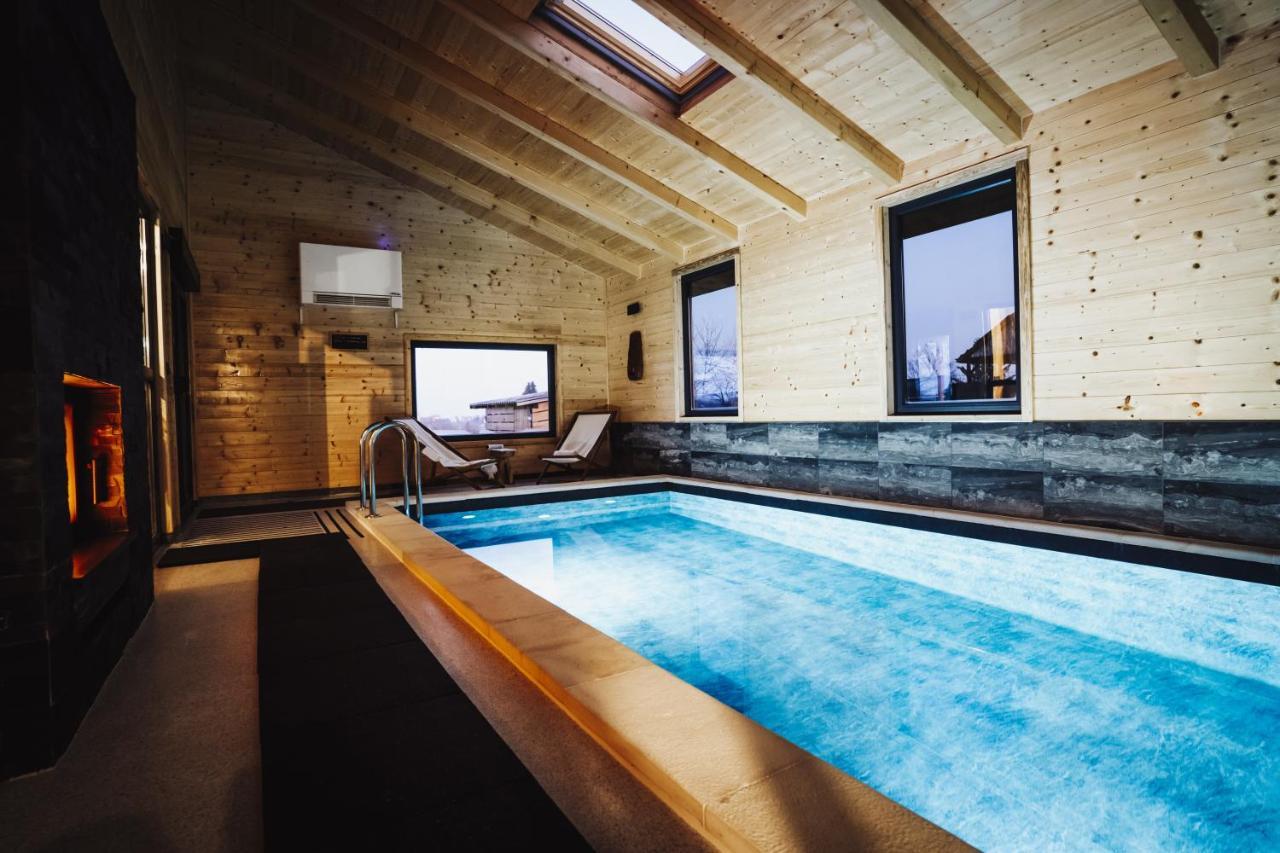 Holiday Home Nightswim Inn Vrbovec Bagian luar foto
